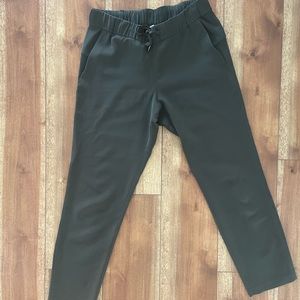 Size 6 green Lululemon joggers